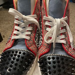 Authentic Christian Louboutin Paris Yacht Psikes Flat Calf Shoe
